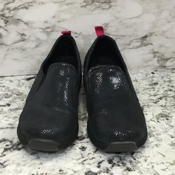 Koi By Sanita Women's Professional Black Nursing Clogs - Picture 11 of 12